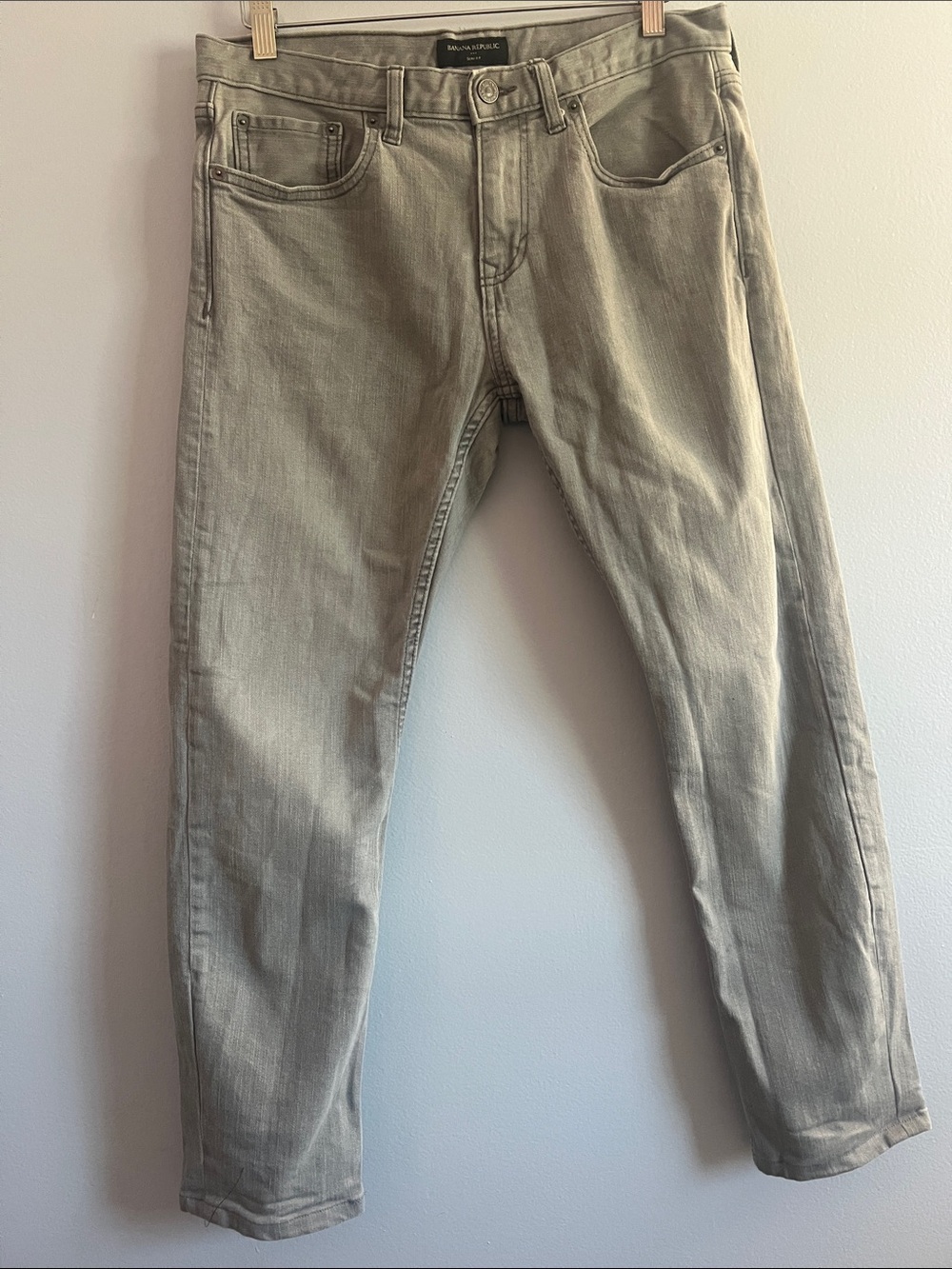 Banana Republic Men’s Slim Straight Jeans in Light Olive